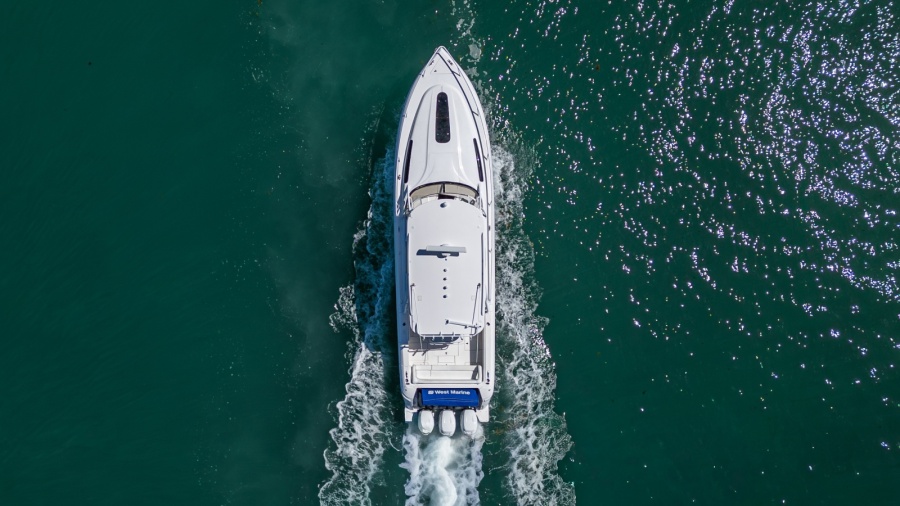 2014 Intrepid 400 Cuddy