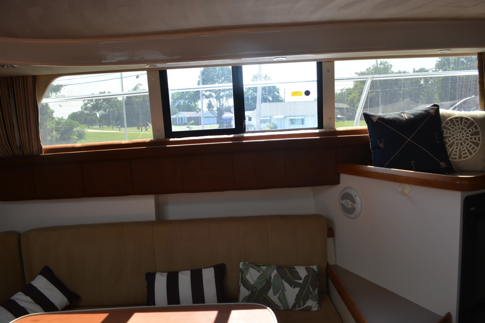 1995 Mainship 37 Motor Yacht