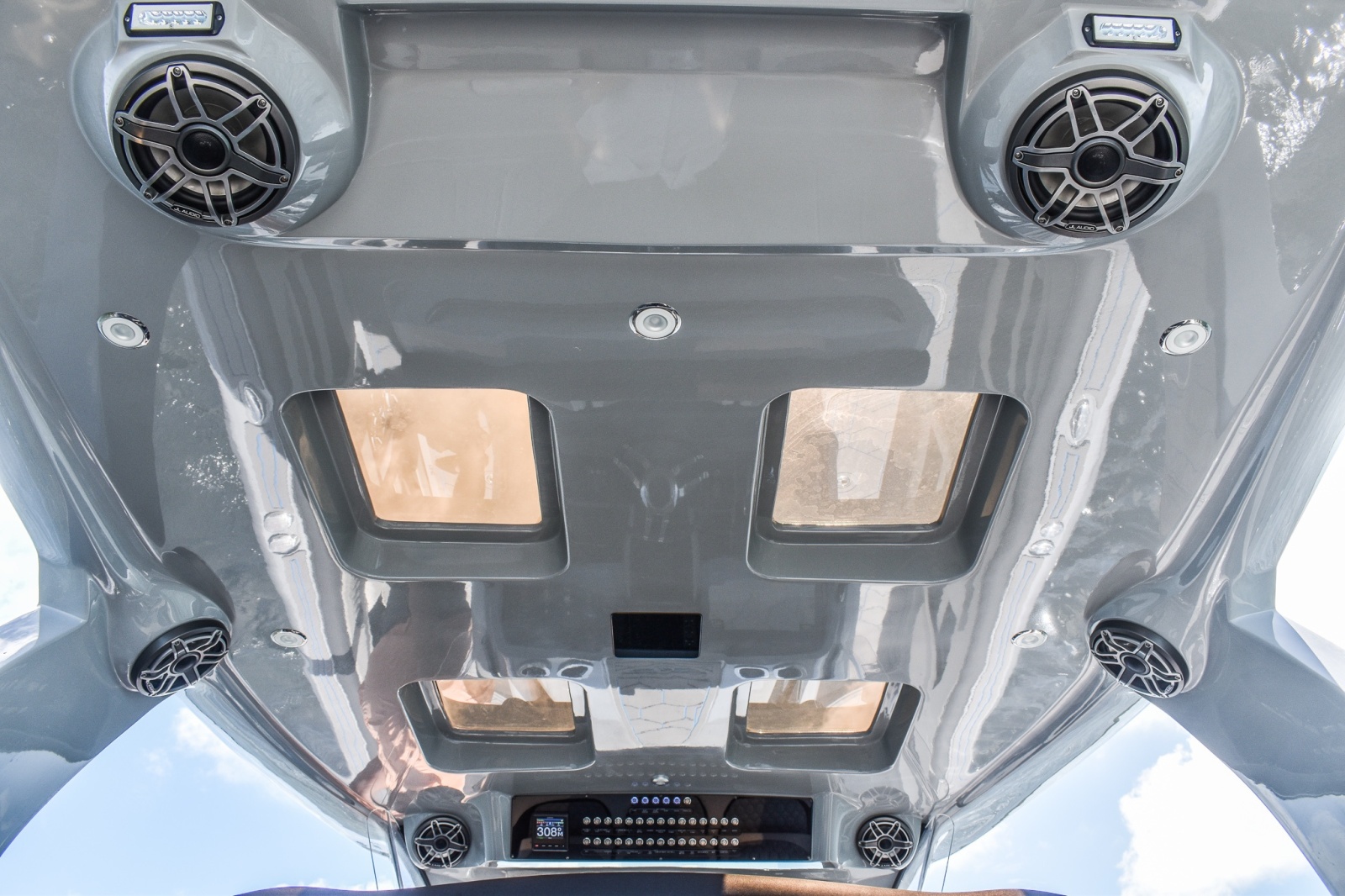 2022 Deep Impact 399 Cabin