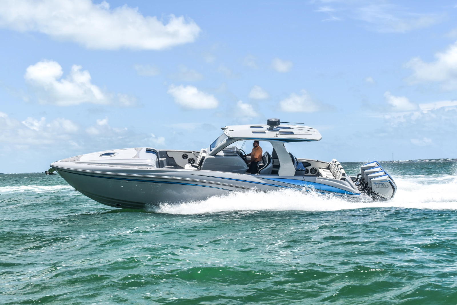 2022 Deep Impact 399 Cabin