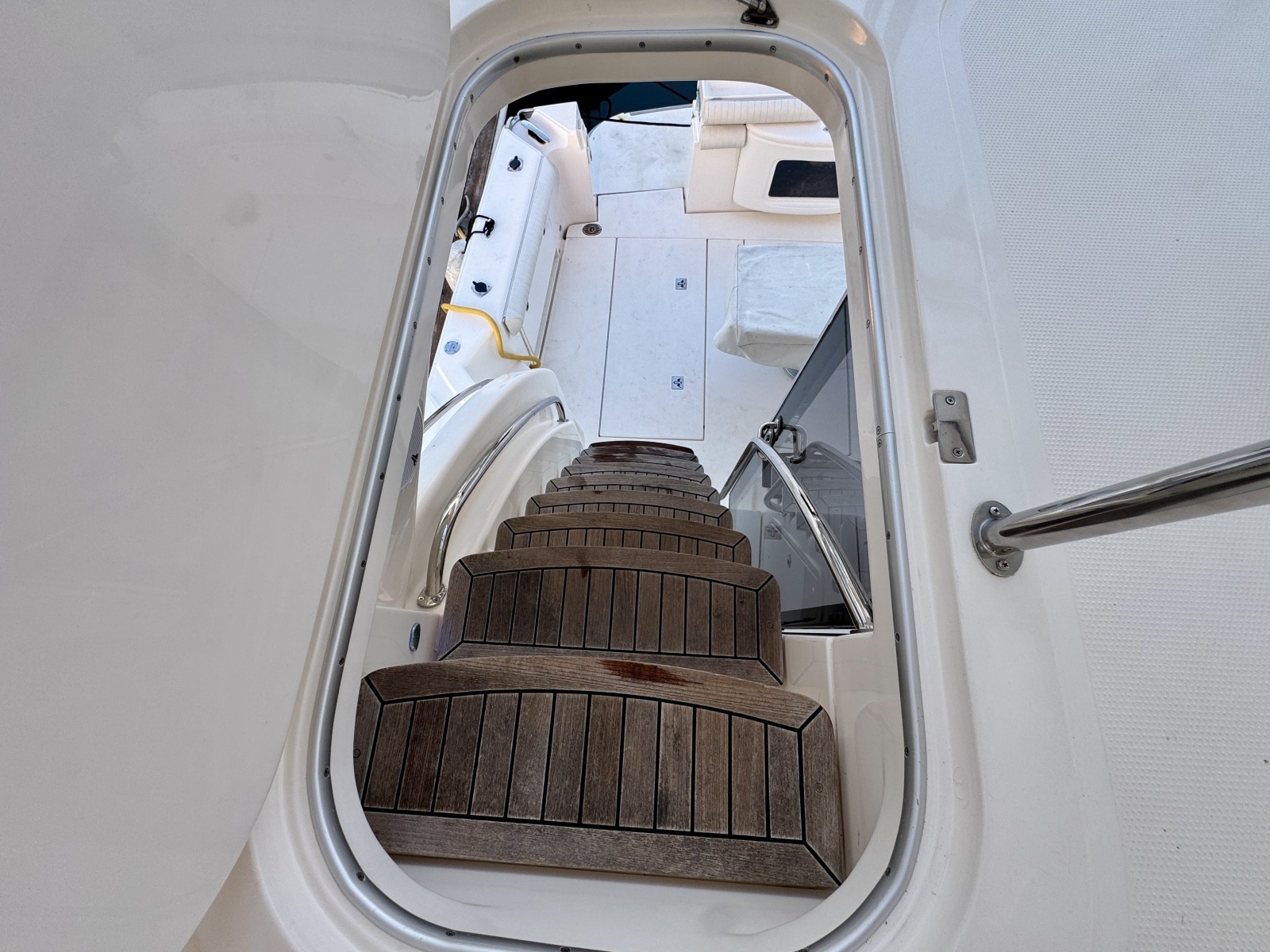 2009 Riviera Open Flybridge