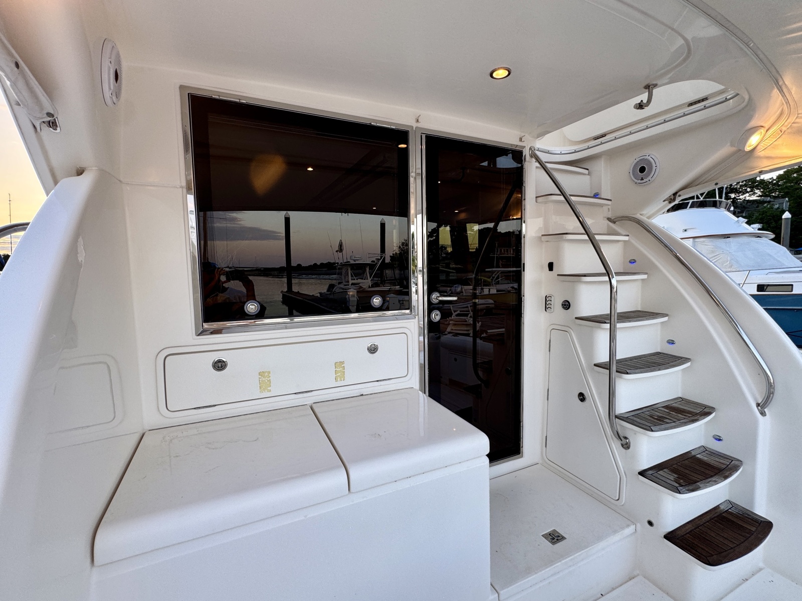 2009 Riviera Open Flybridge