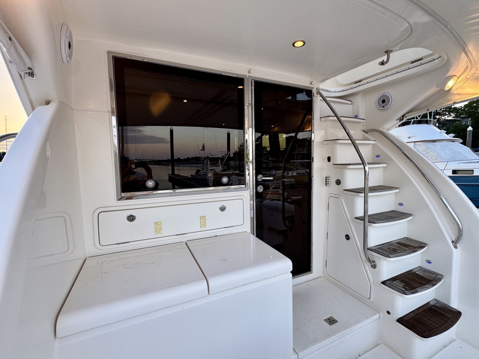 2009 Riviera Open Flybridge