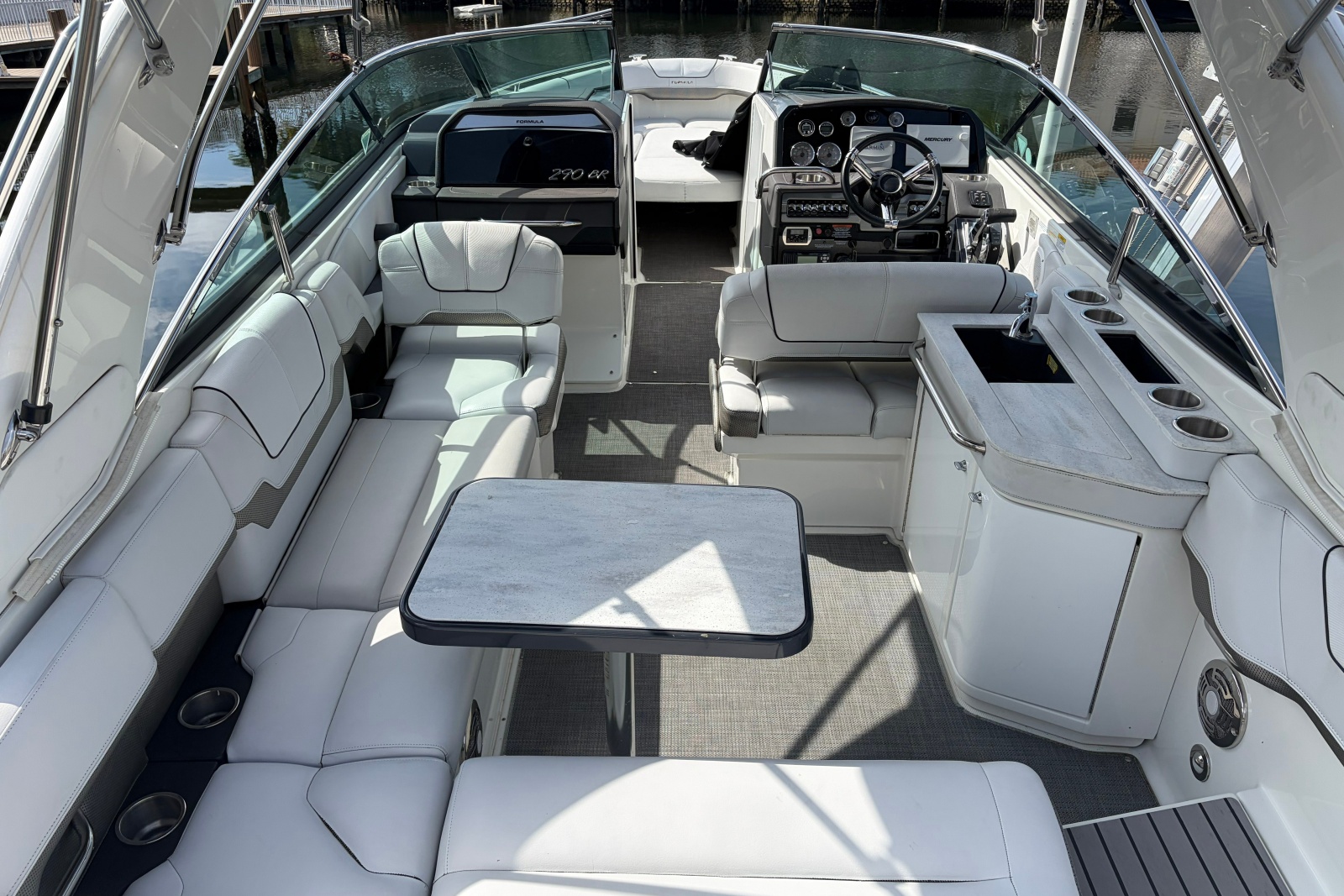 2017 Formula 290 Bowrider