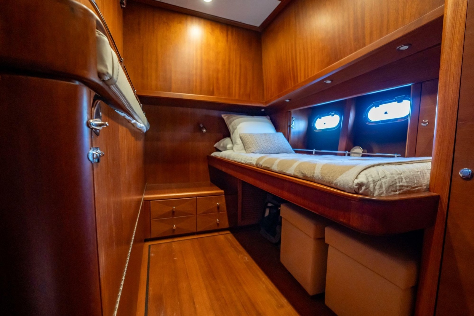 2006 Vicem 62 Custom