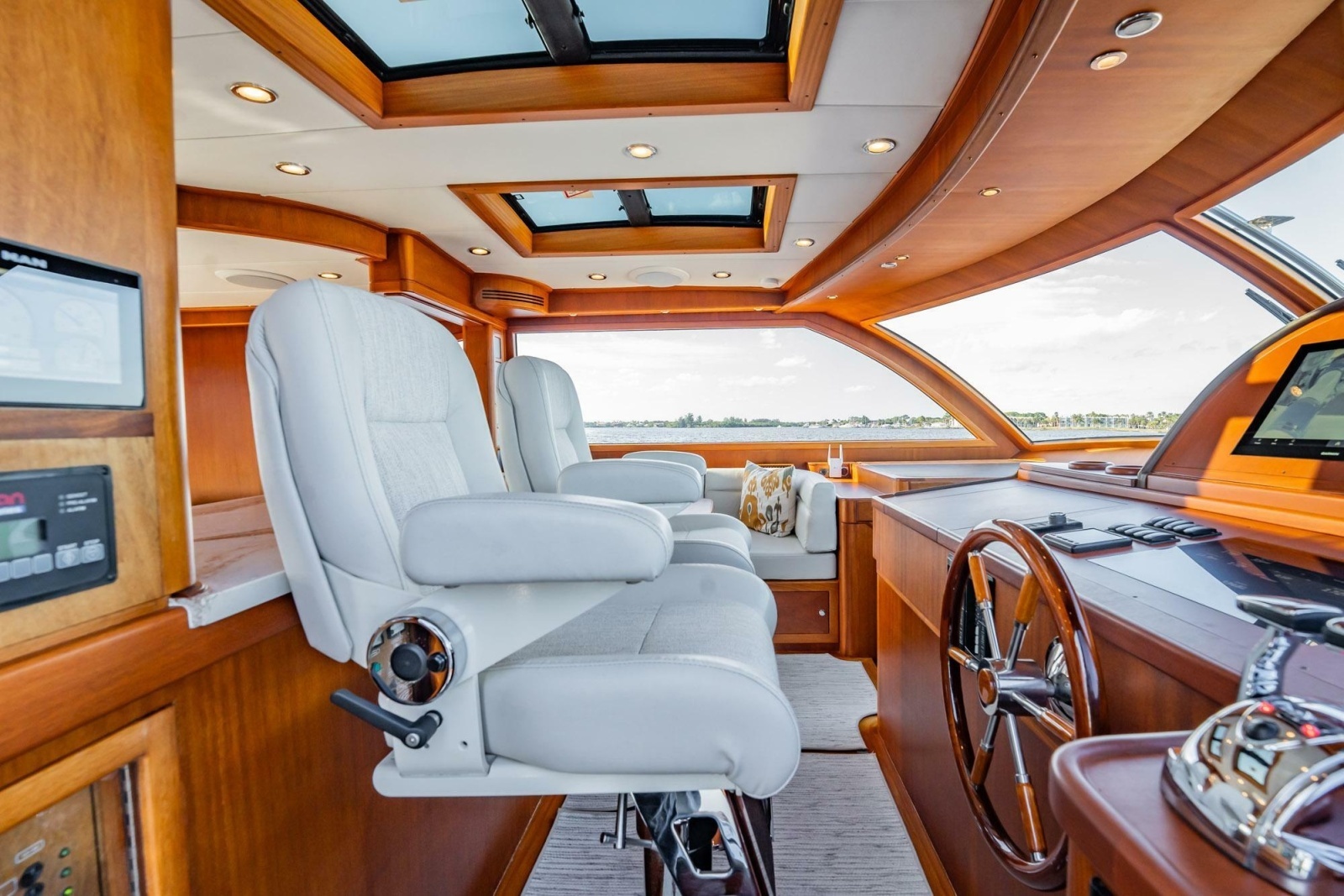 2006 Vicem 62 Custom