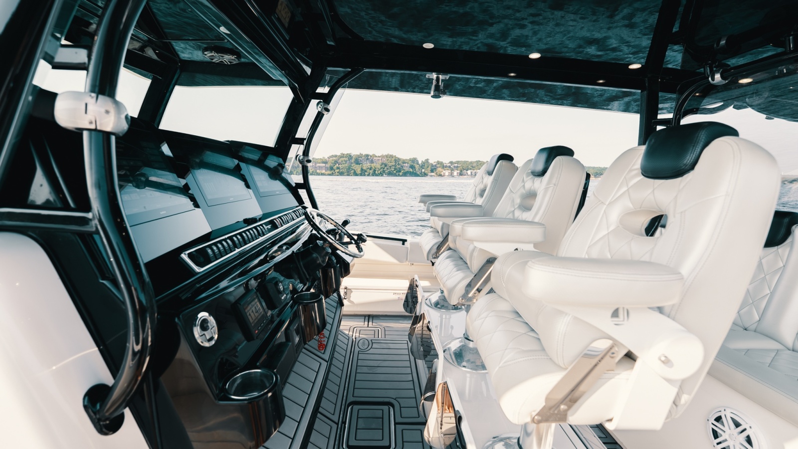 2018 HCB 53 Suenos