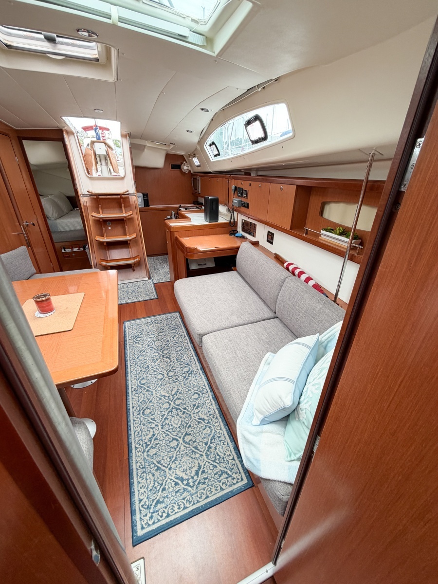 2009 Beneteau Oceanis 40