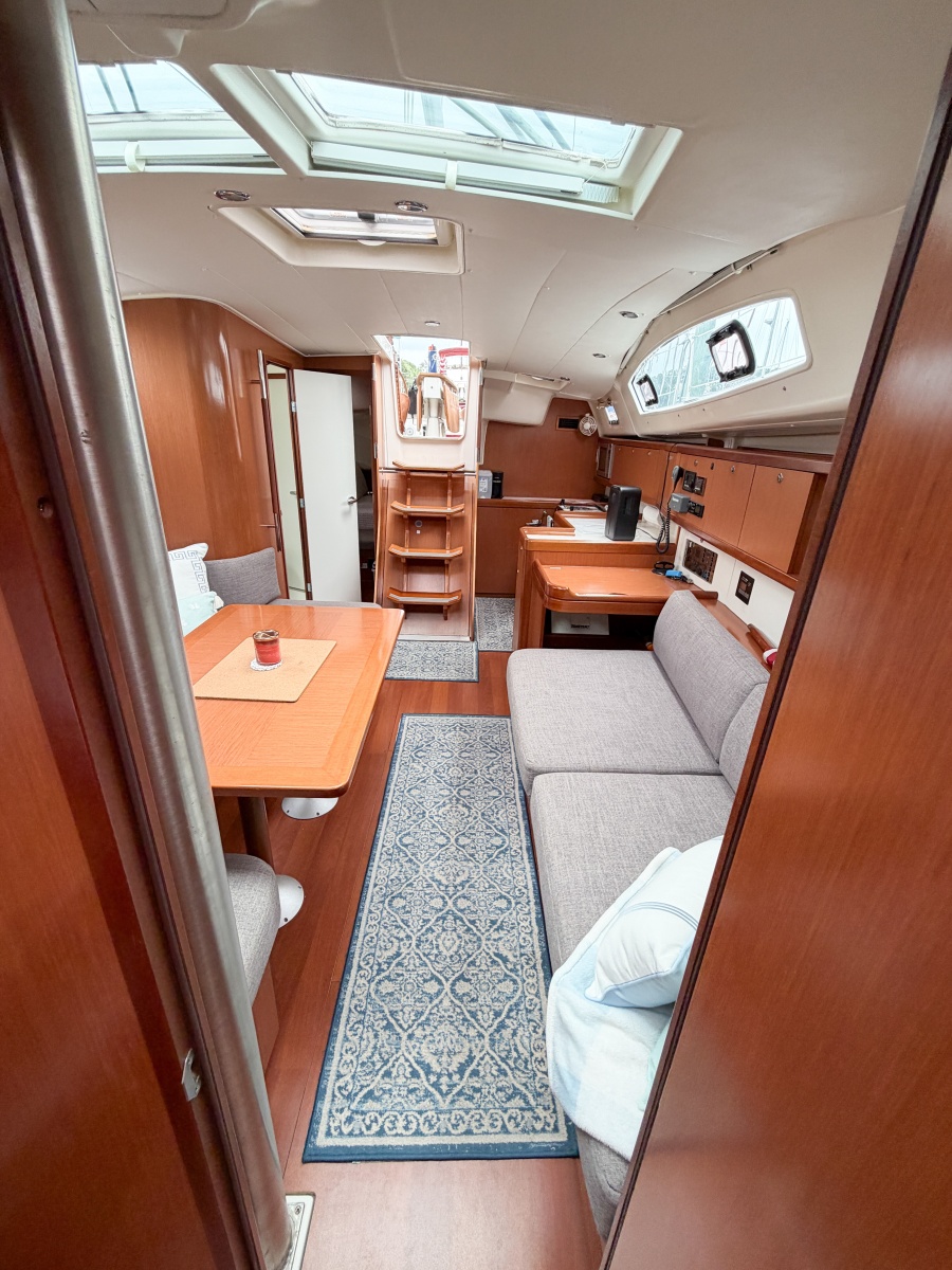 2009 Beneteau Oceanis 40