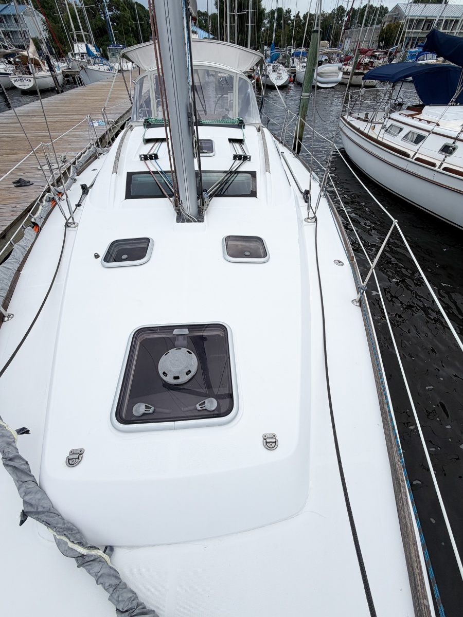 2009 Beneteau Oceanis 40