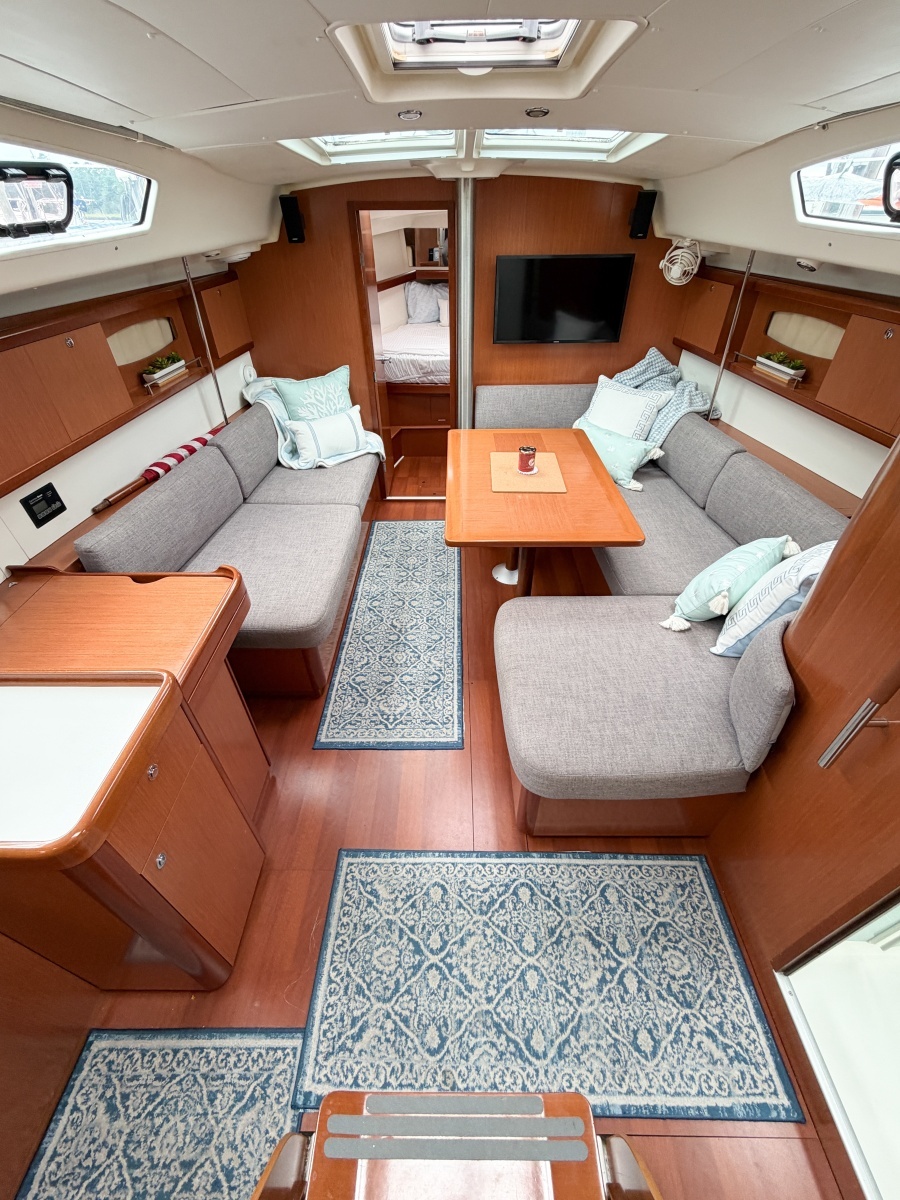2009 Beneteau Oceanis 40