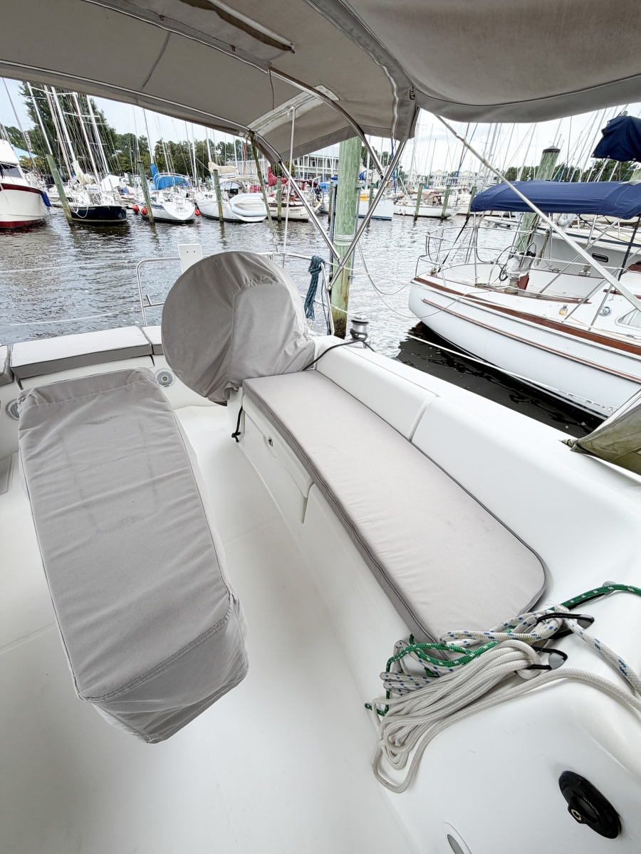 2009 Beneteau Oceanis 40