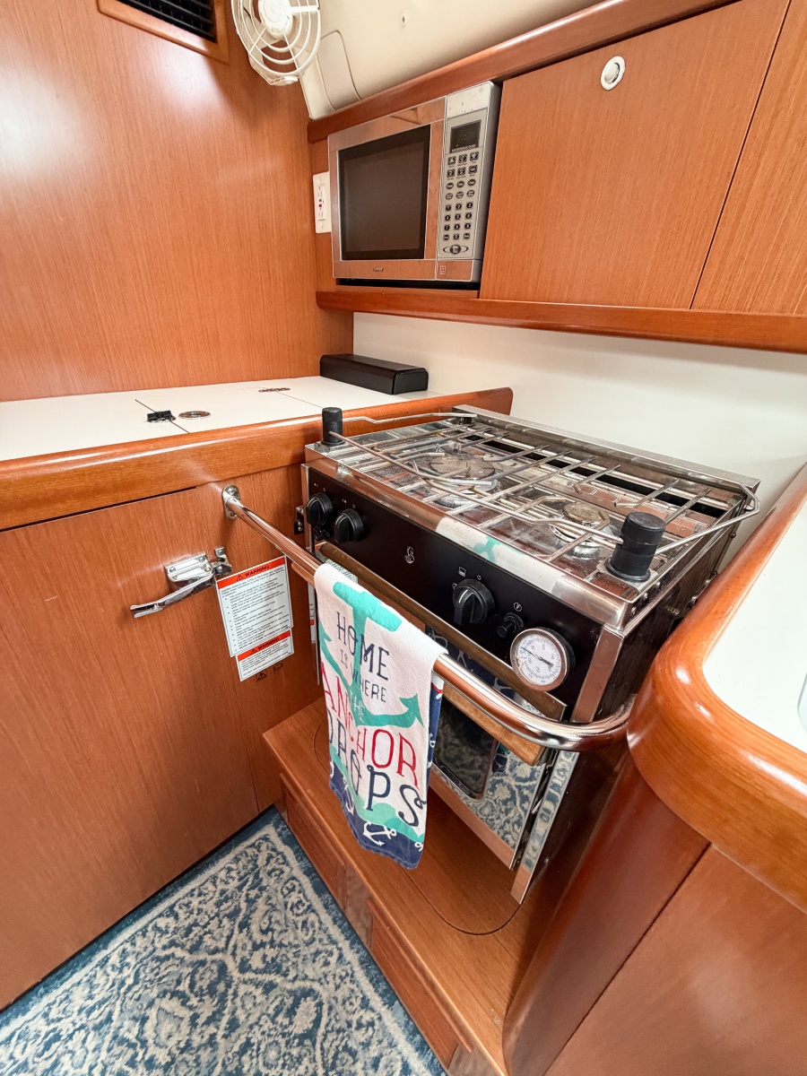 2009 Beneteau Oceanis 40