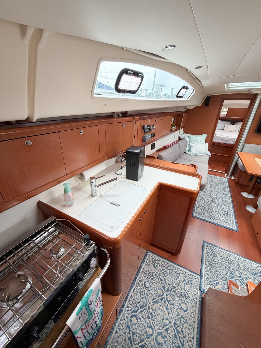 2009 Beneteau Oceanis 40