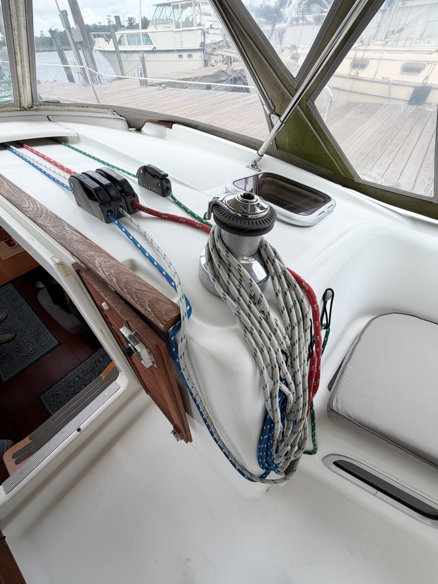2009 Beneteau Oceanis 40