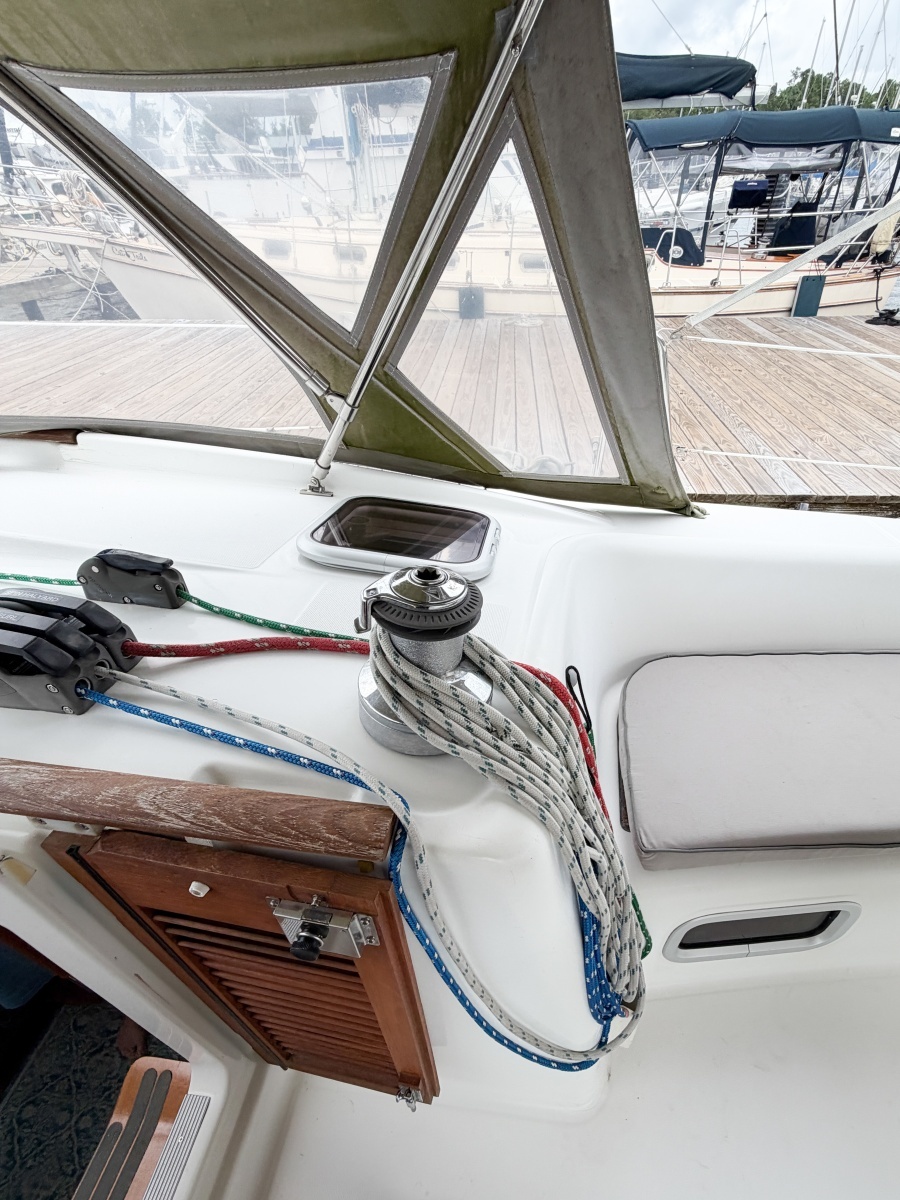 2009 Beneteau Oceanis 40