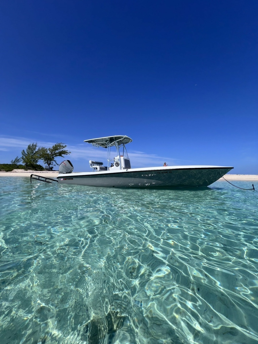 25ft Contender Yacht For Sale