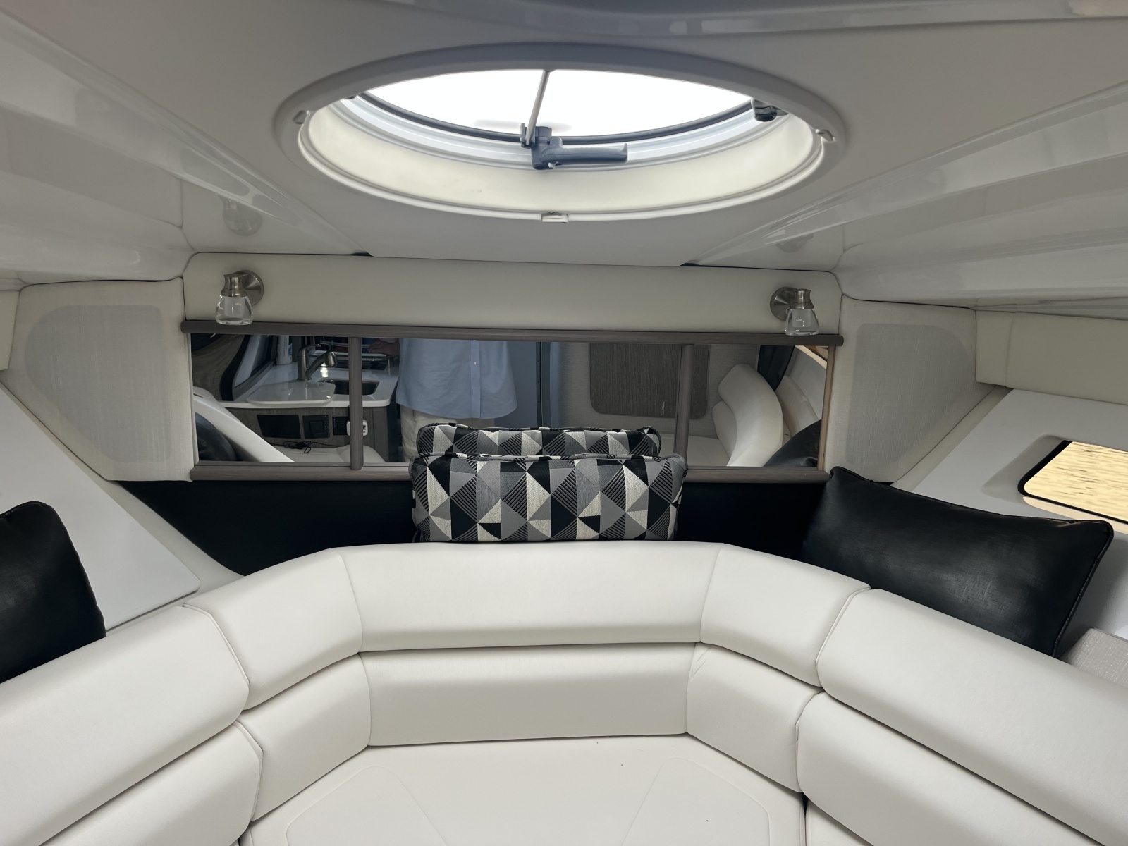 2021 Monterey 295 SY