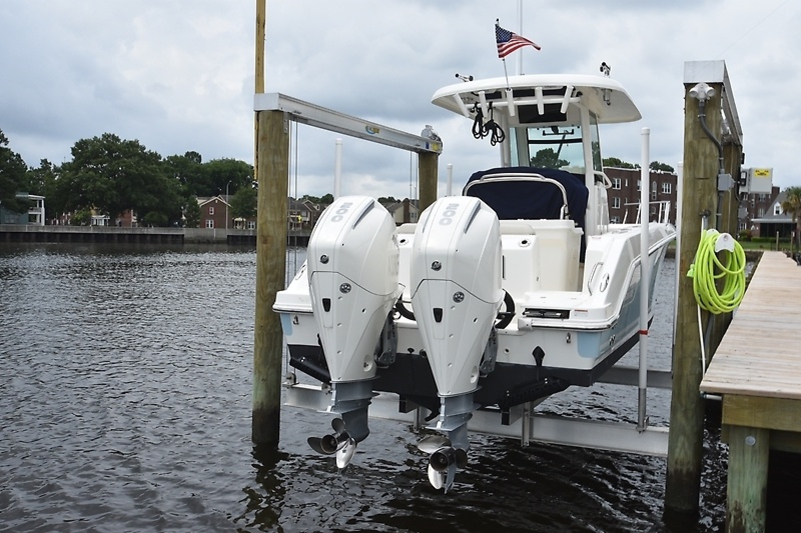 0005840607