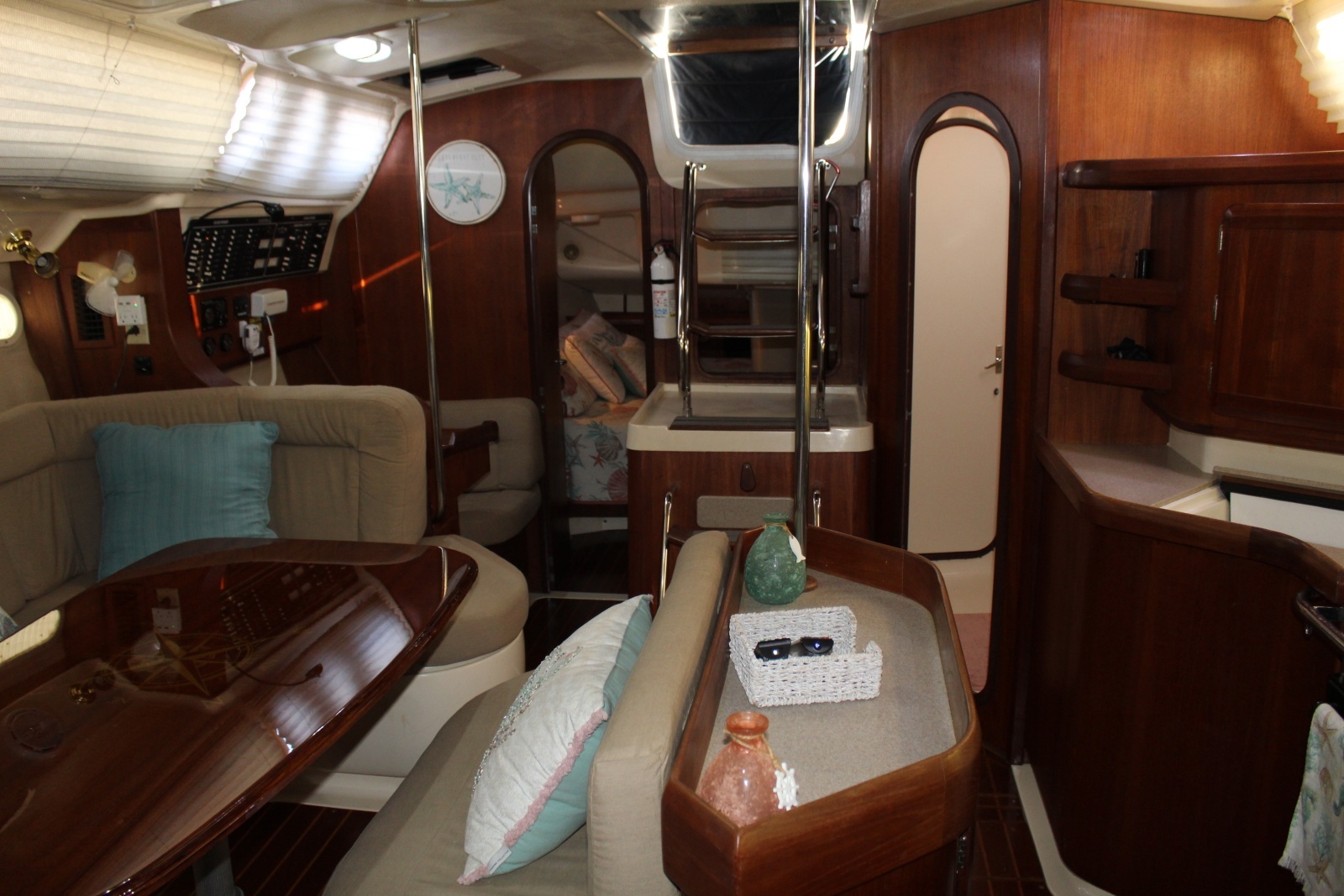 1997 Hunter 430