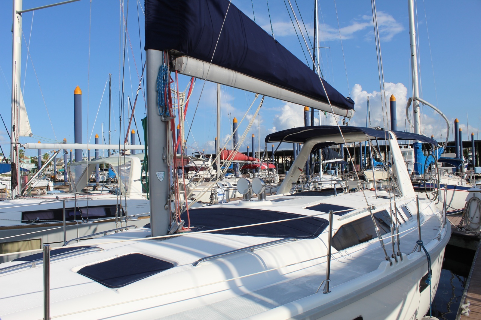 1997 Hunter 430