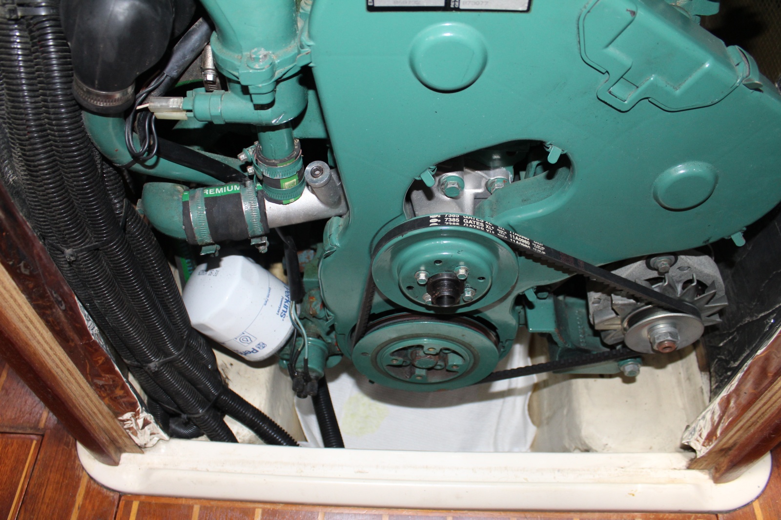 1997 Hunter 430