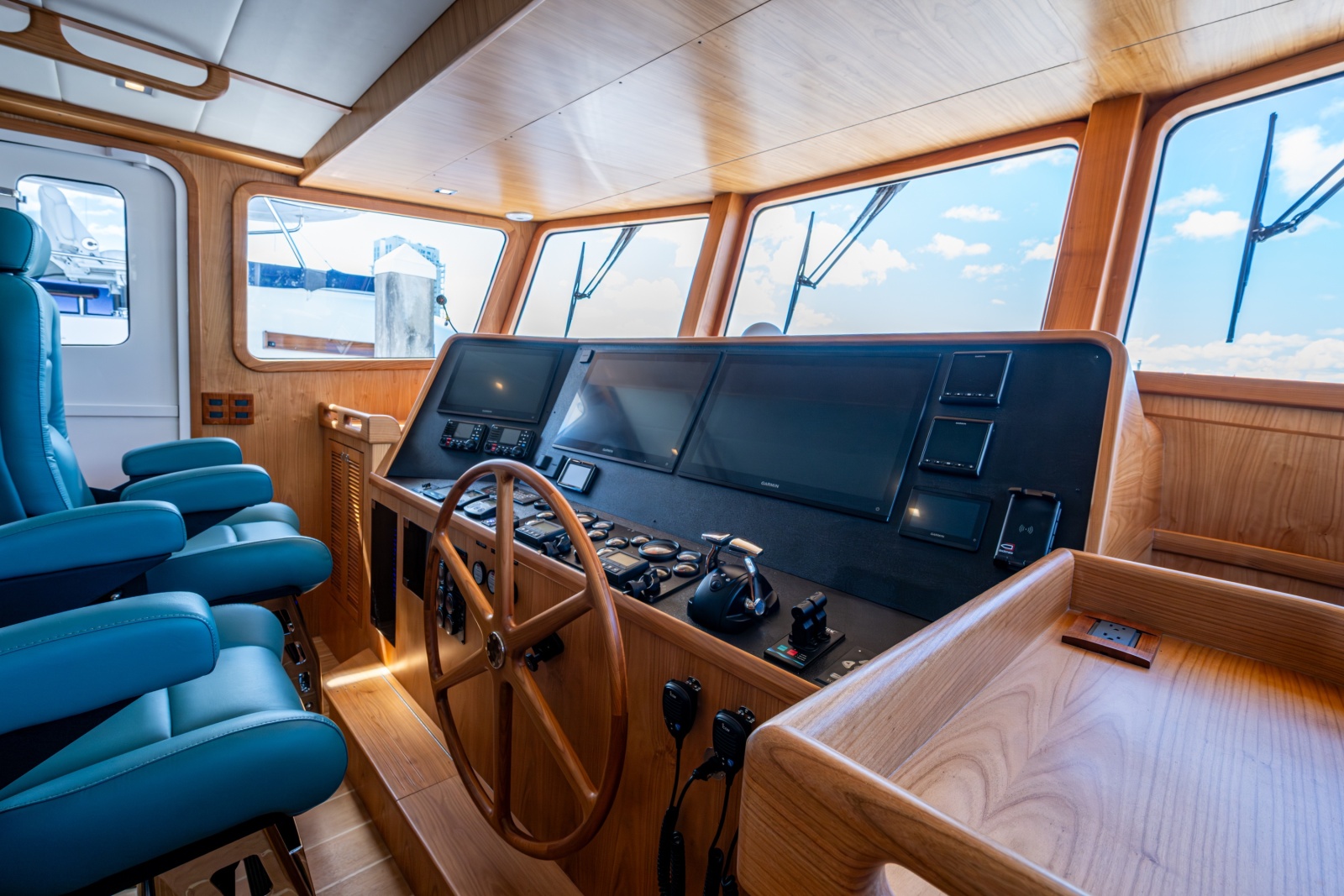 Pilothouse Helm