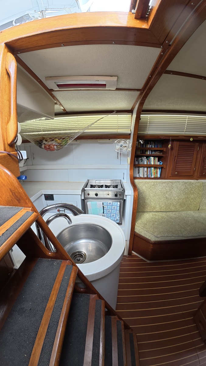 1985 Gulfstar 45