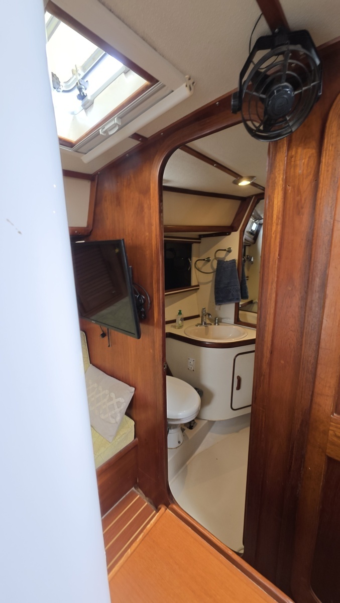 1985 Gulfstar 45