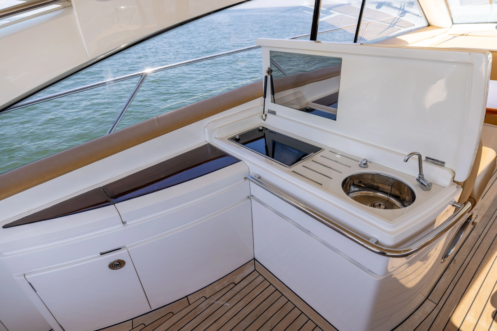 2008 Princess V53