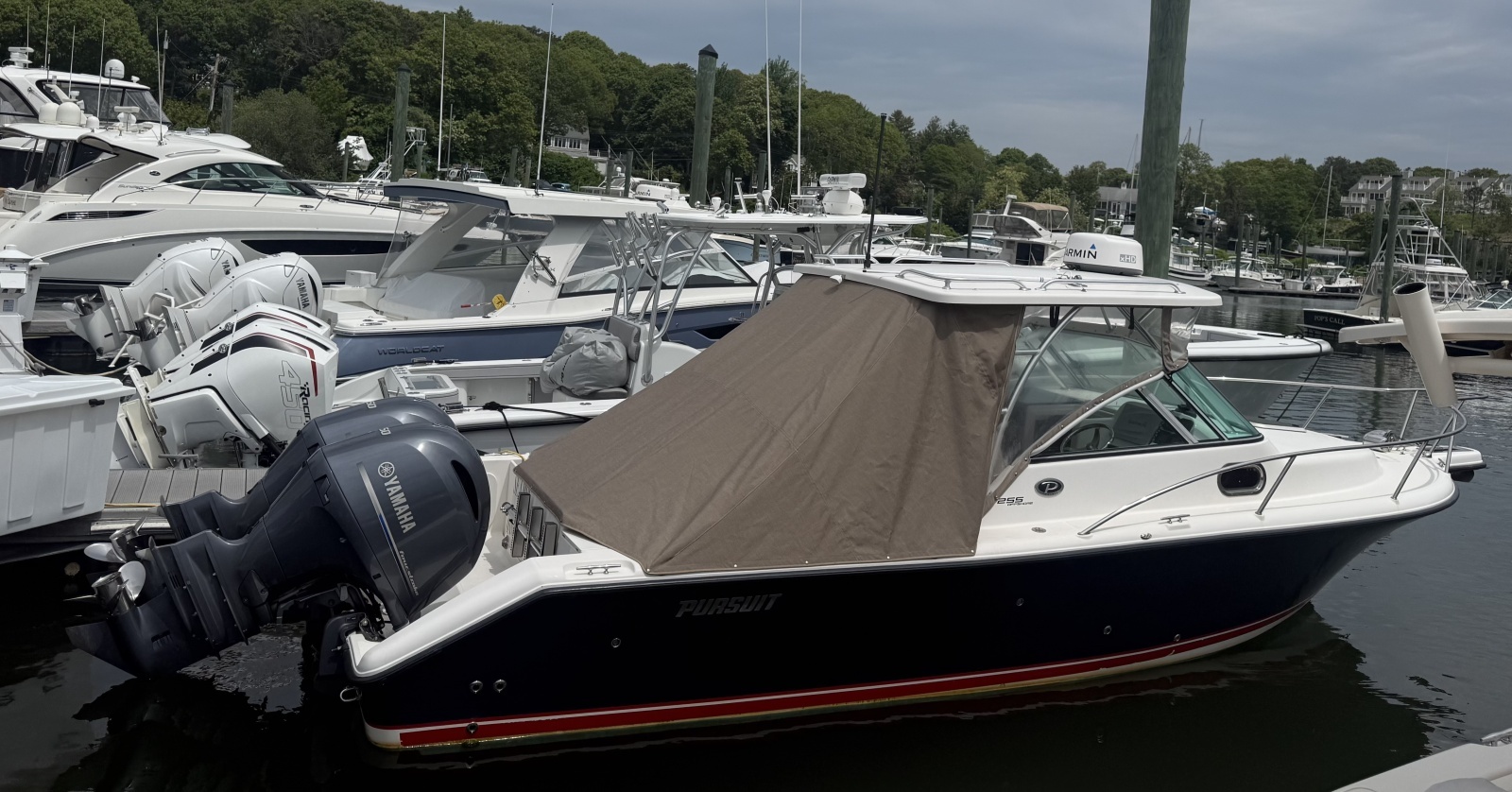 2016 Pursuit 255 Offshore
