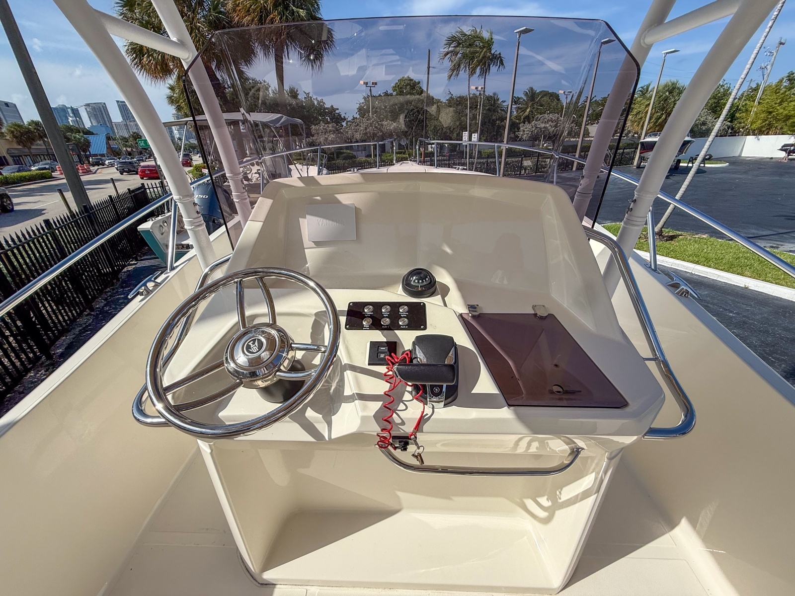 2023 White Shark 230CC