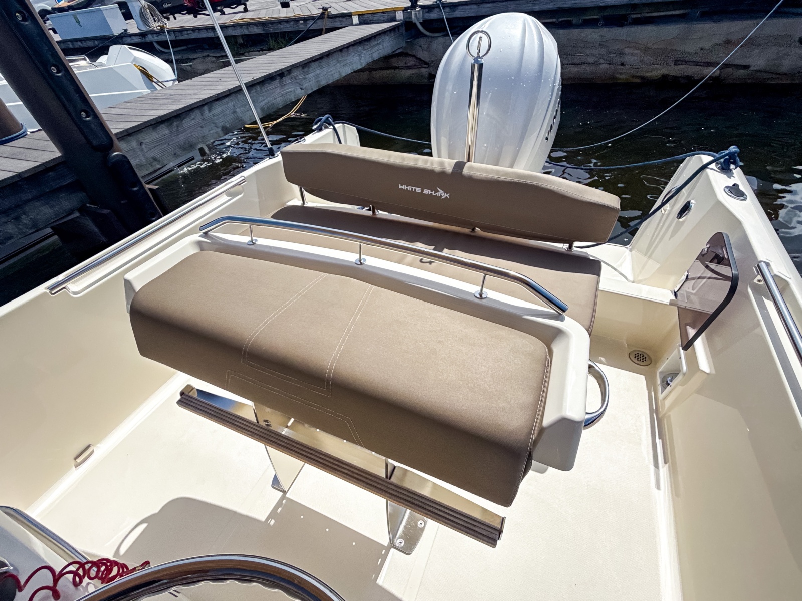 2023 White Shark 230CC