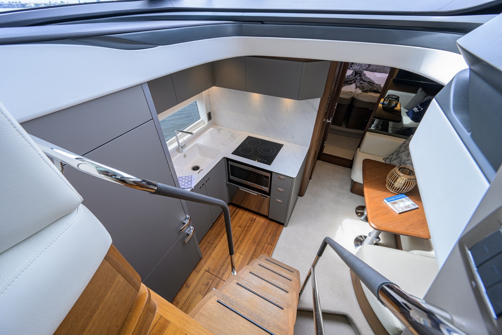 Princess 50 - Crown - Galley