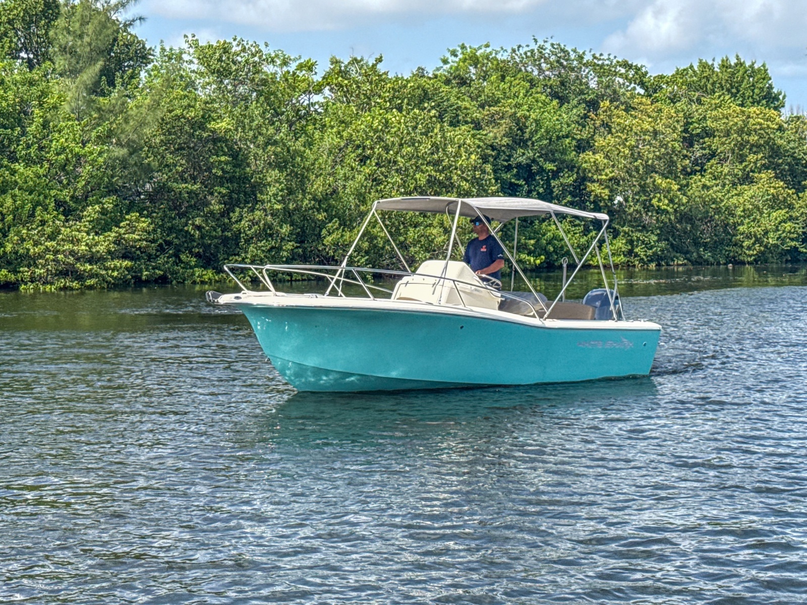 2023 White Shark 210CC