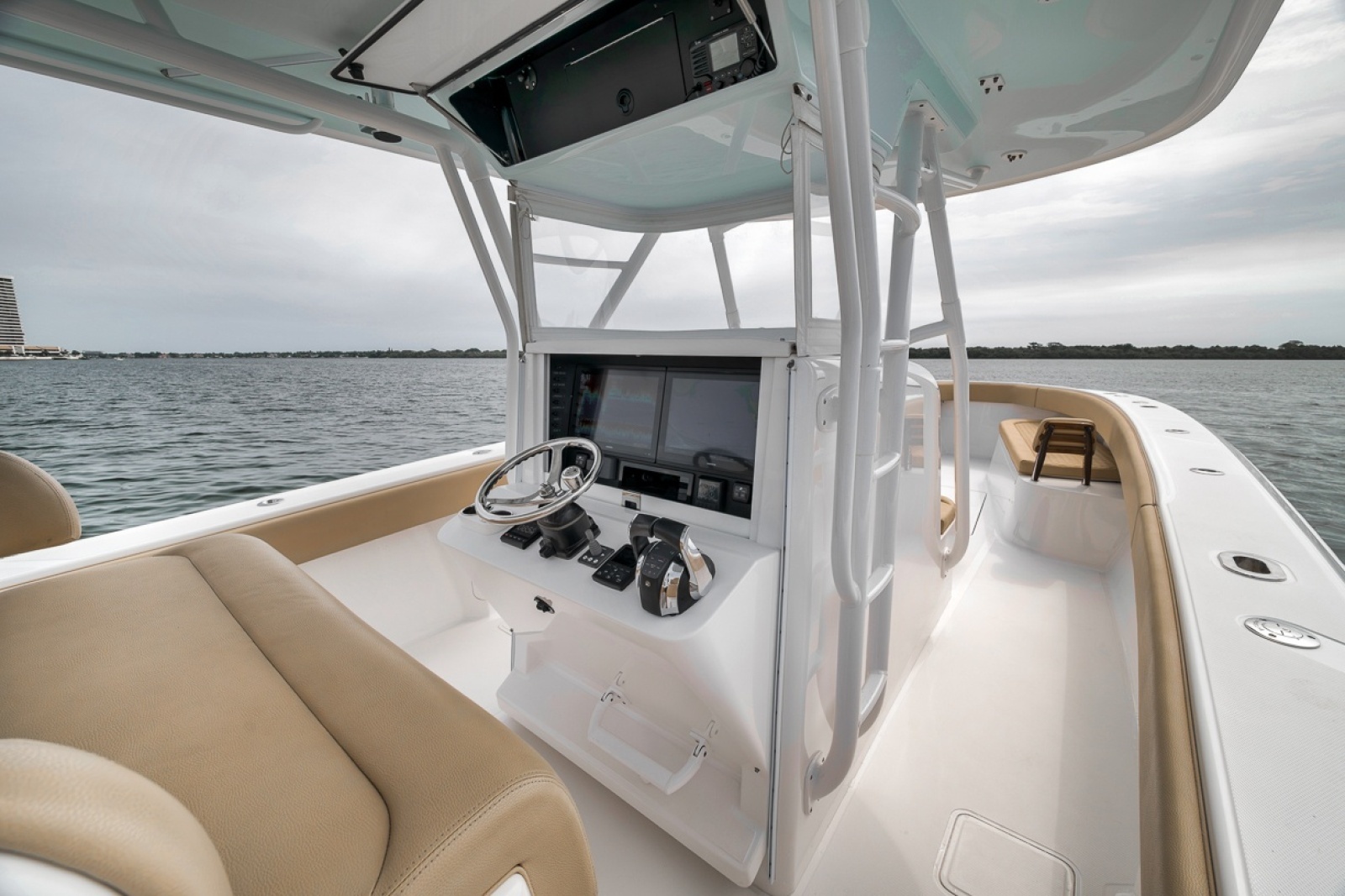 2020 Bahama 41