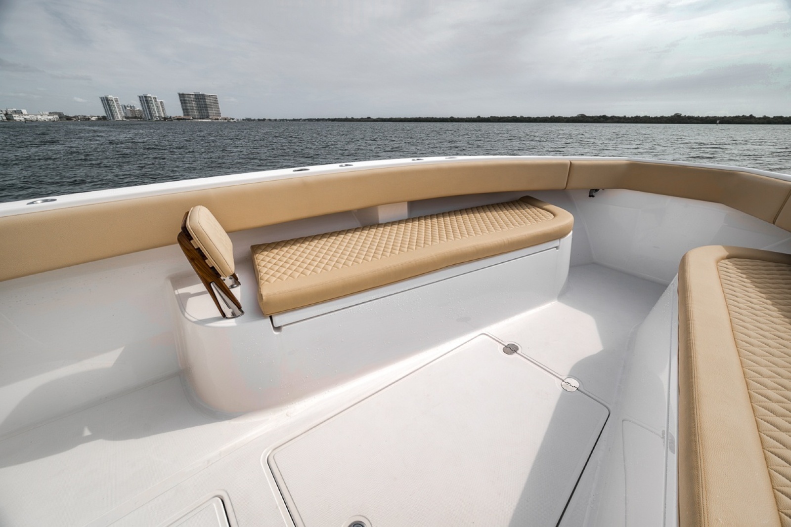 2020 Bahama 41