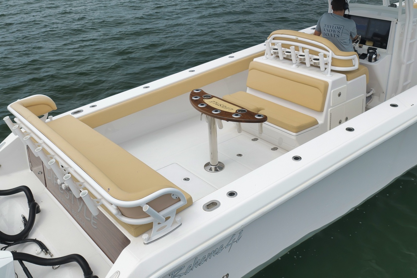 2020 Bahama 41