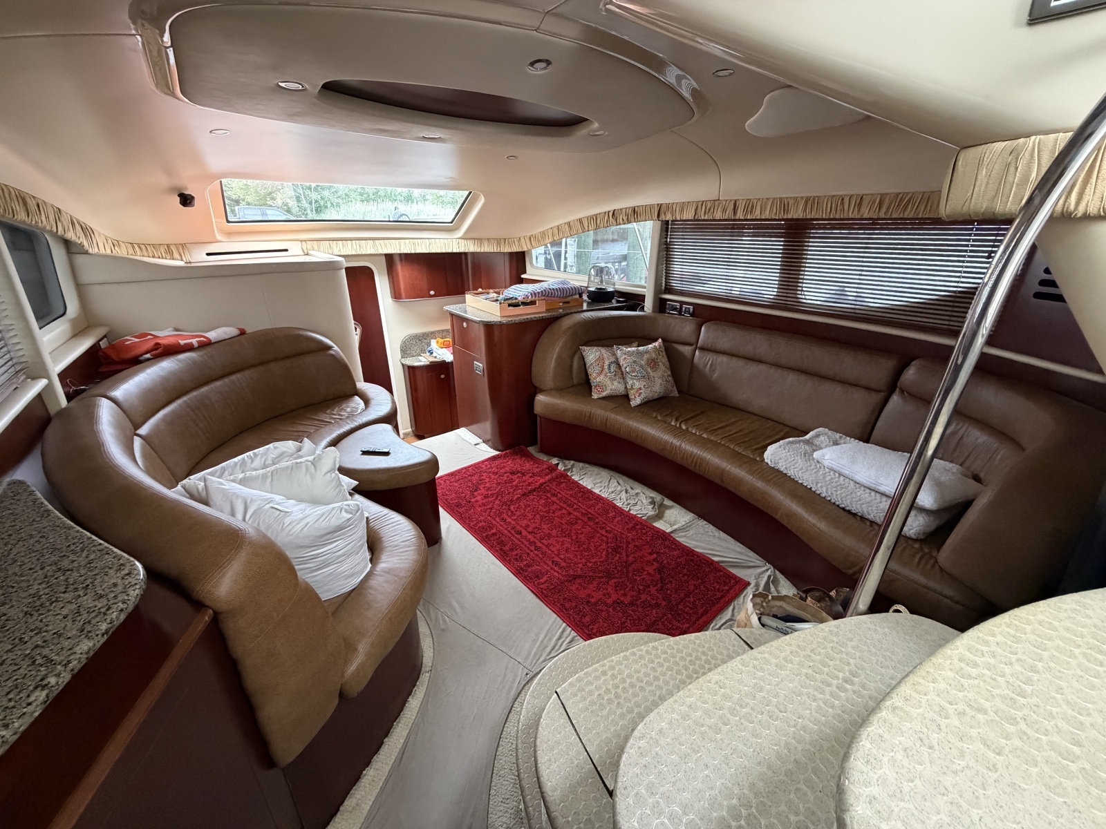 2005 Sea Ray 390 Motor Yacht
