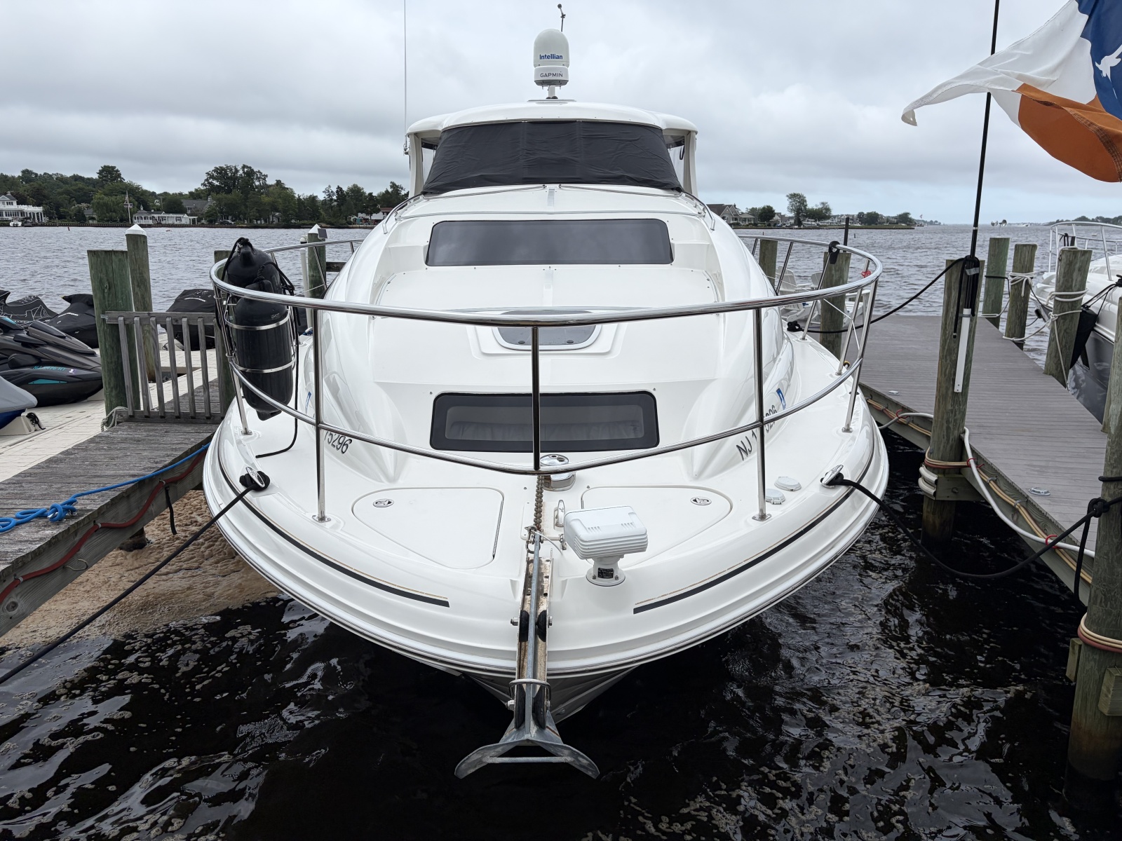 2005 Sea Ray 390 Motor Yacht