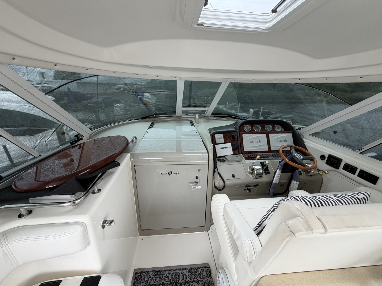 2005 Sea Ray 390 Motor Yacht
