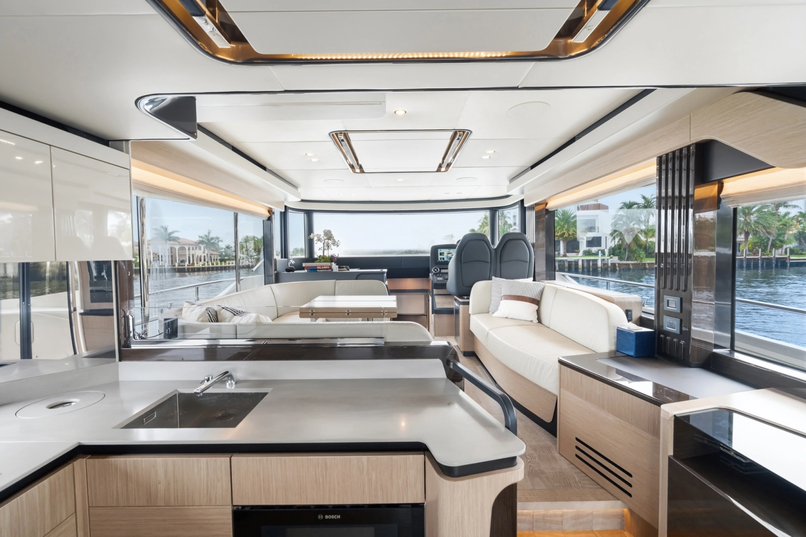 2022 Absolute Navetta 52