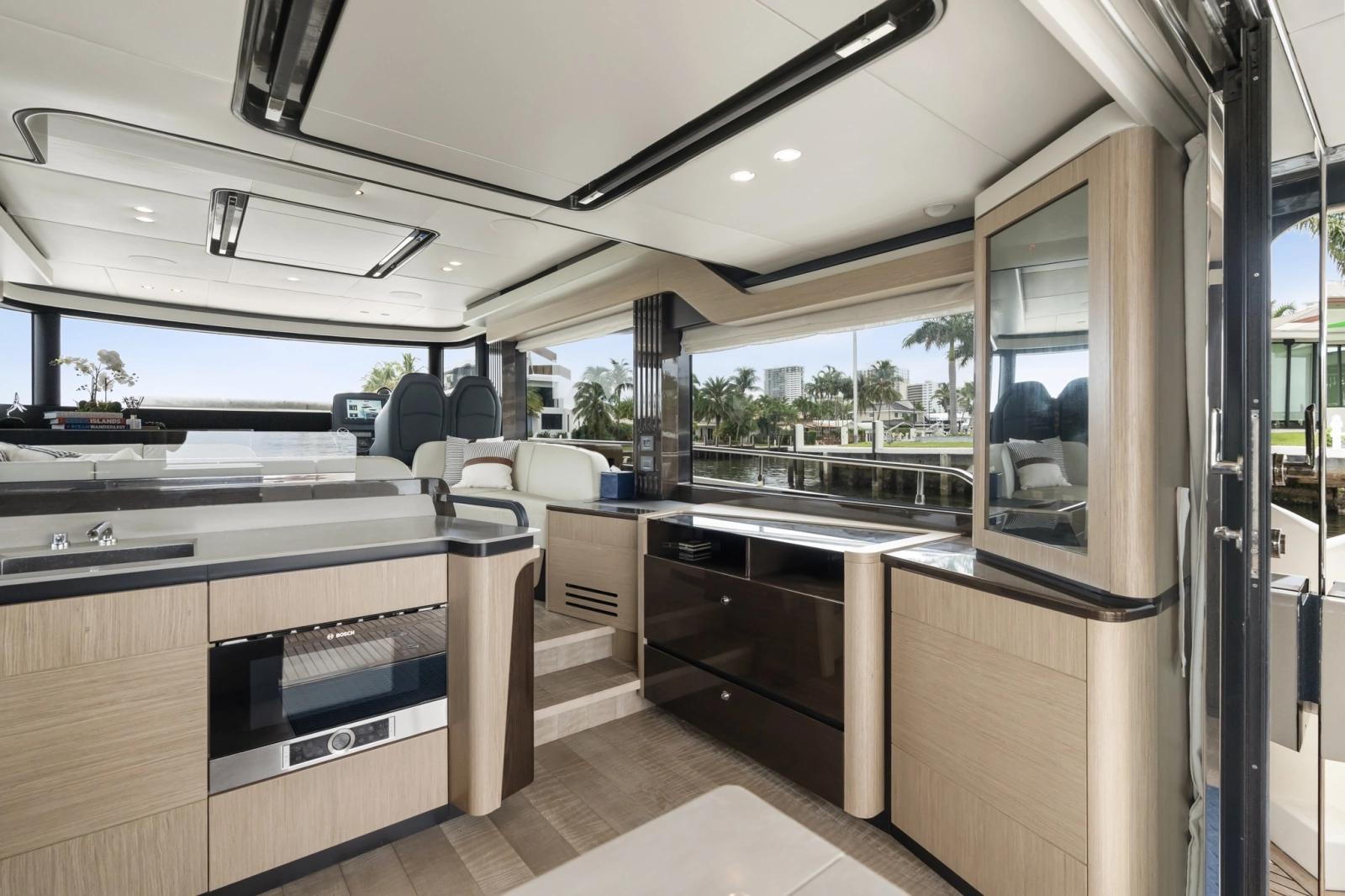 2022 Absolute Navetta 52