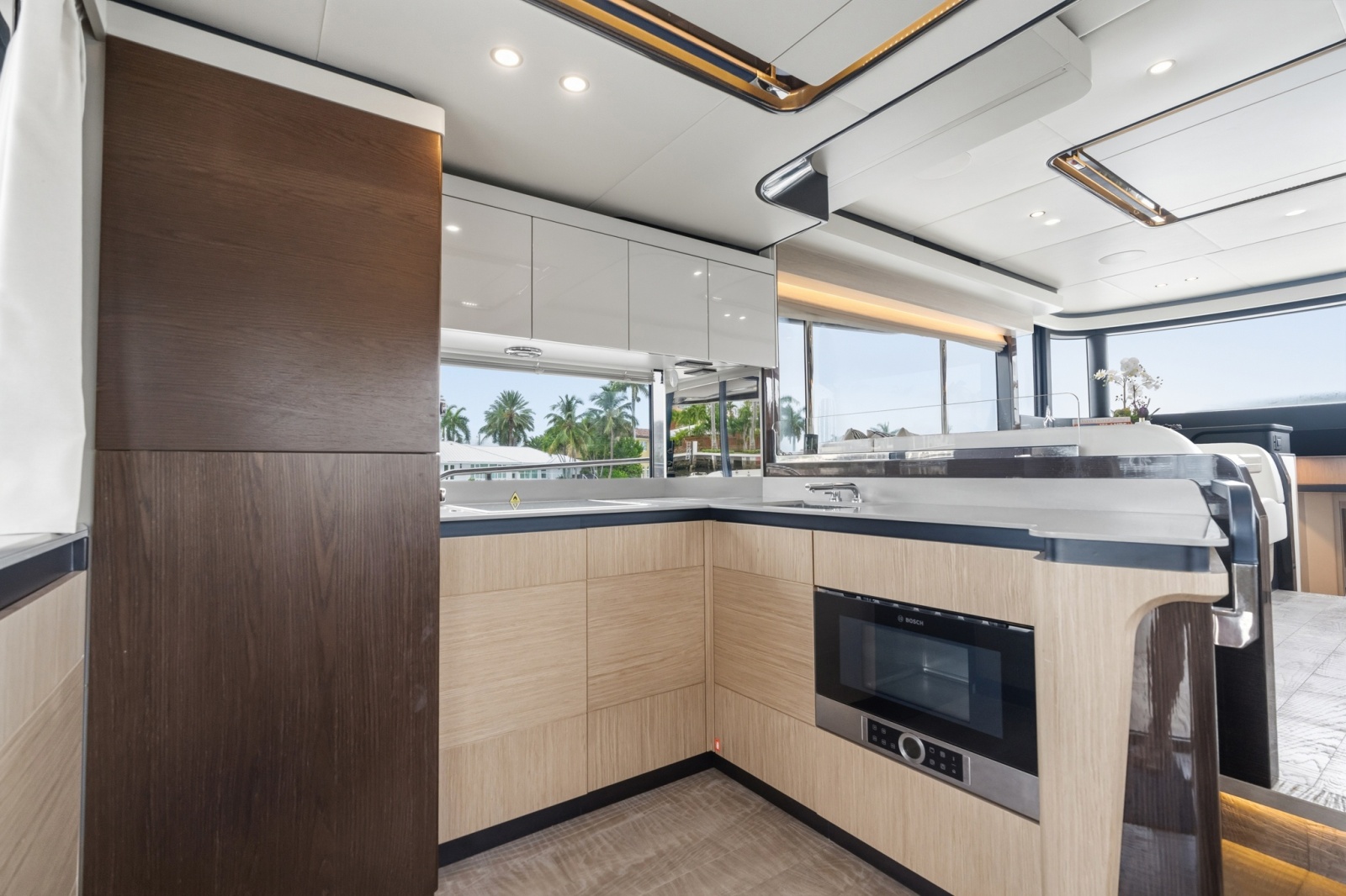 2022 Absolute Navetta 52