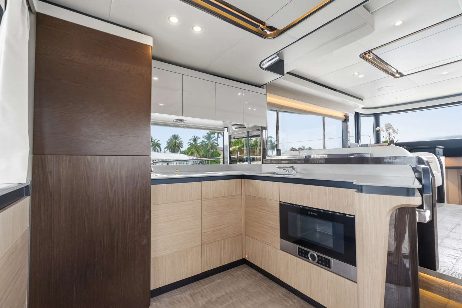 2022 Absolute Navetta 52