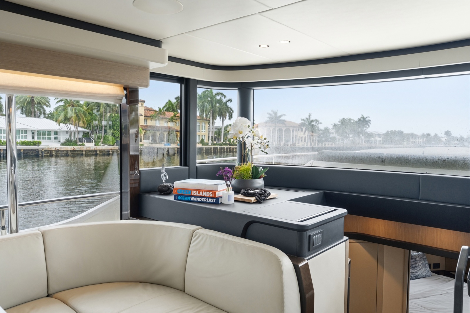 2022 Absolute Navetta 52