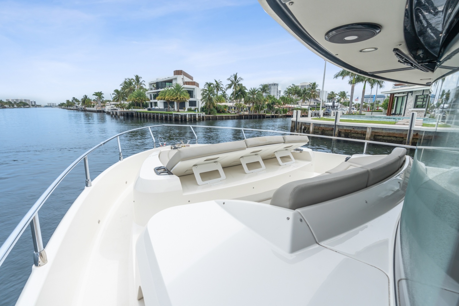 2022 Absolute Navetta 52
