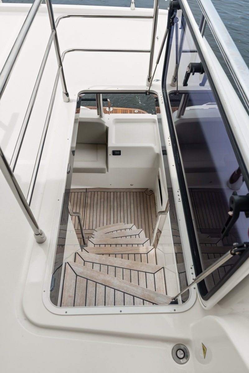 2022 Absolute Navetta 52