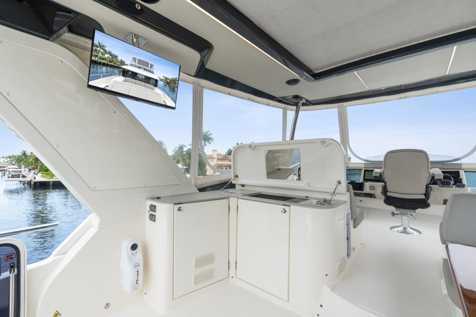 2022 Absolute Navetta 52