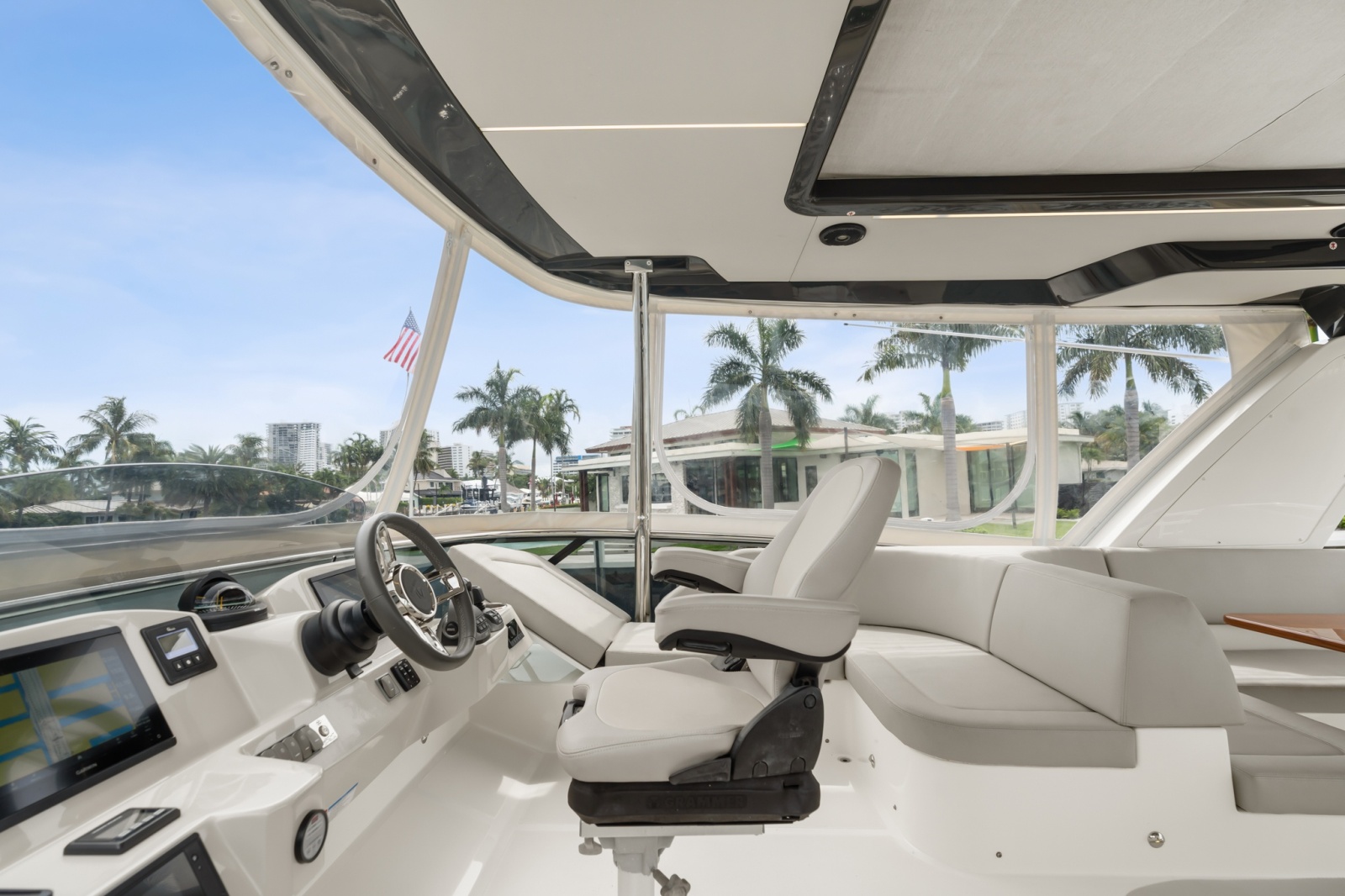 2022 Absolute Navetta 52